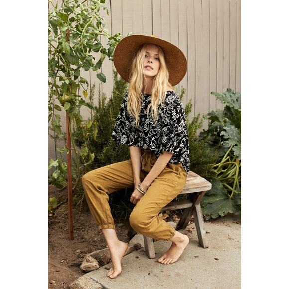 Anthropologie Women's Moss Yellow Rhys Utility Jogger Pants Size Medium - Picture 1 of 7